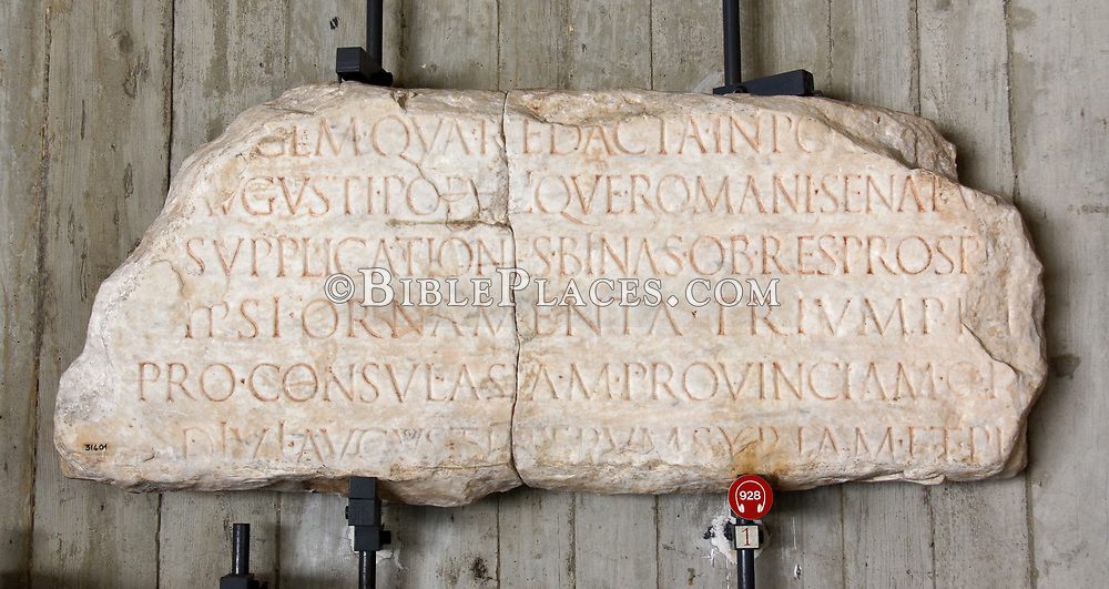 居里扭 (Quirinius) 墓石 [不確定], 羅馬帝國：簡介、政治架構