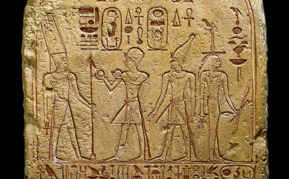 底比斯 Thebes (城市), 摩西早年旅程